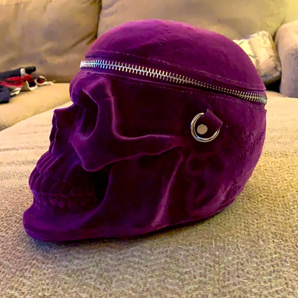 Skull Cross Body Purse